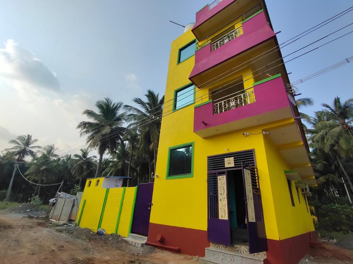 PV Inn Puducherry Eksteriør billede