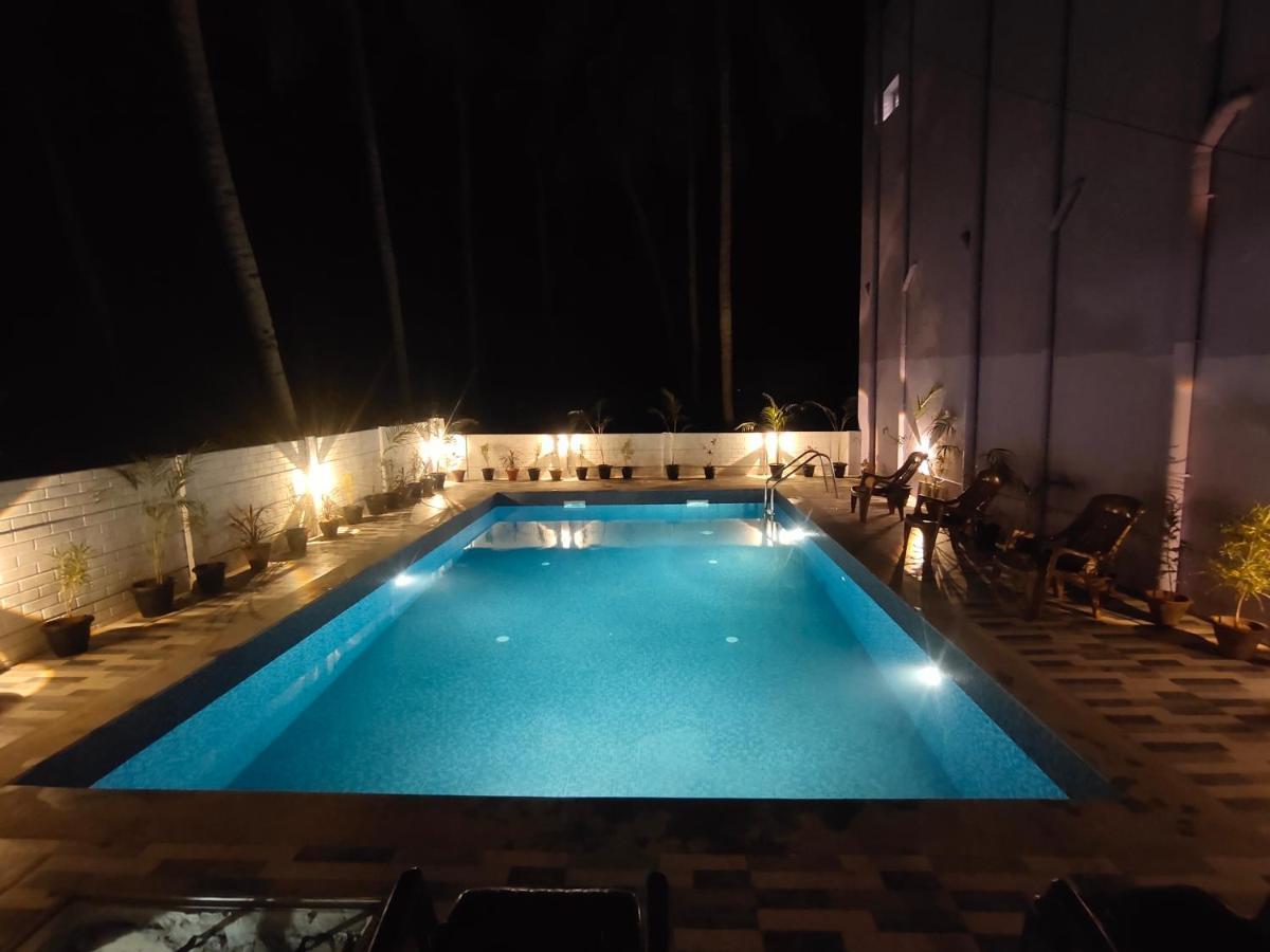 PV Inn Puducherry Eksteriør billede