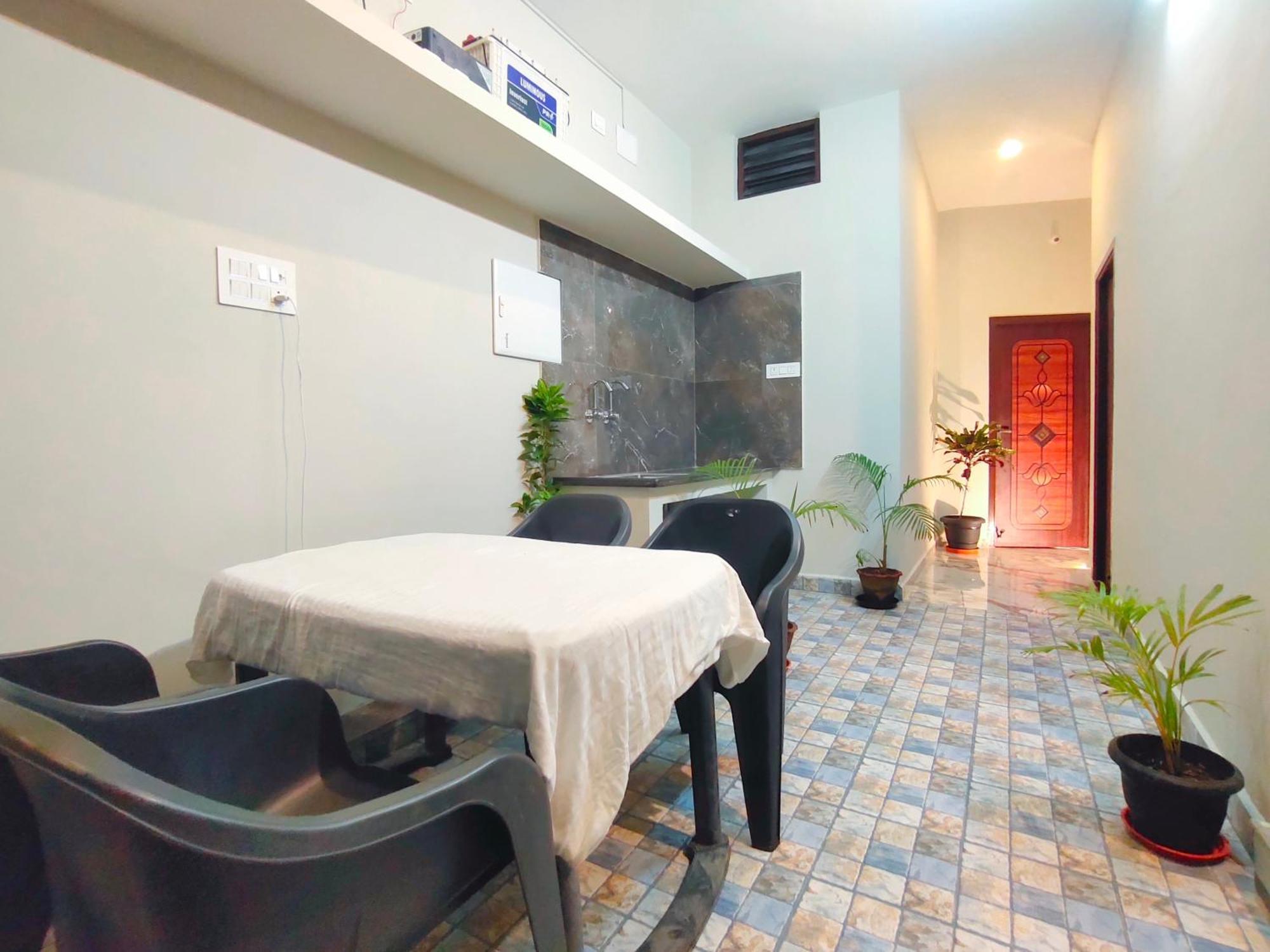 PV Inn Puducherry Eksteriør billede