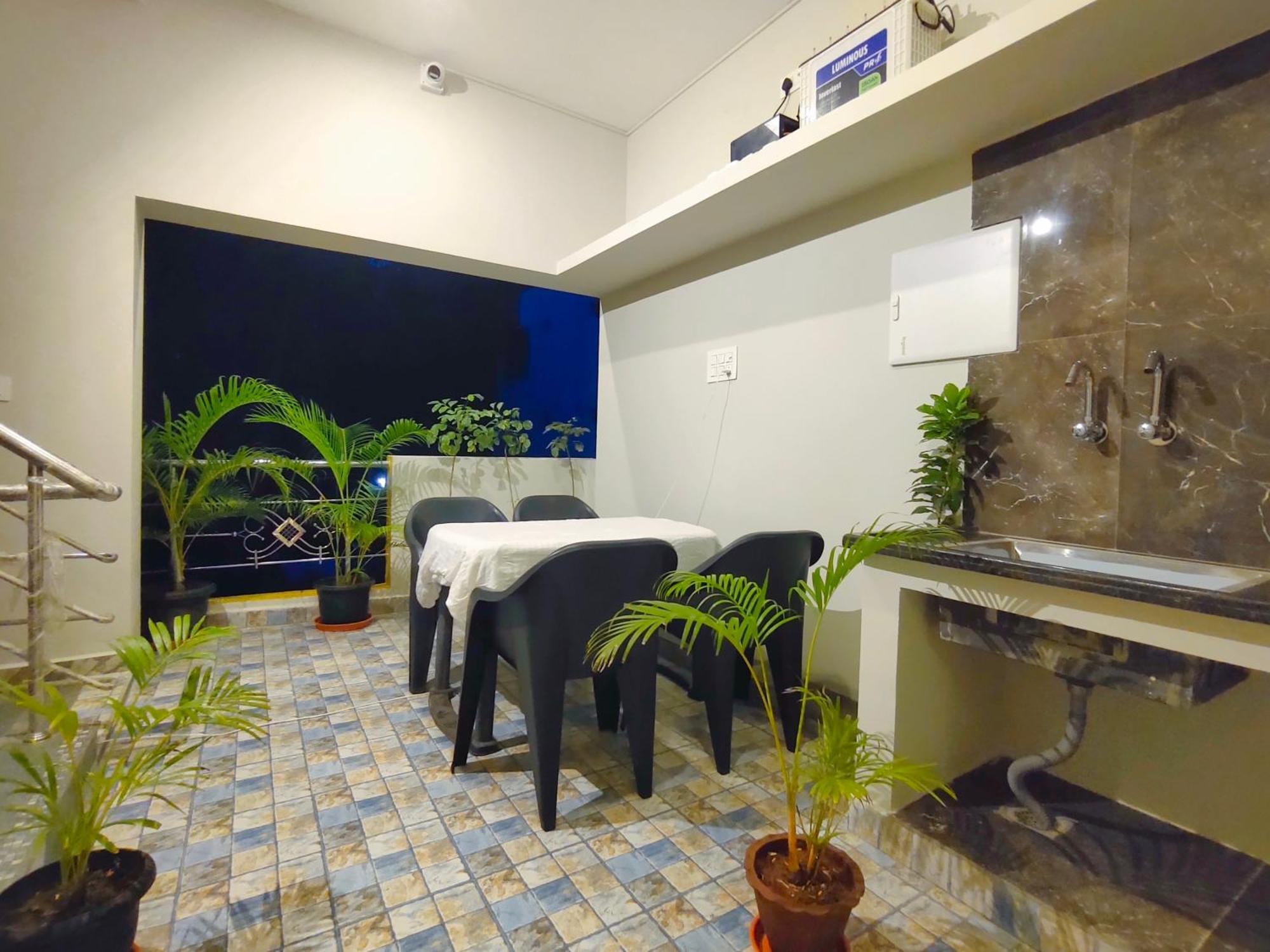 PV Inn Puducherry Eksteriør billede